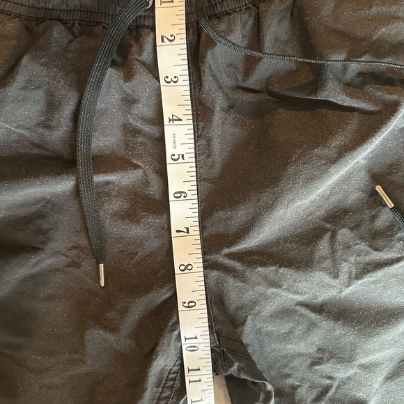 Onia Black Shorts Simple Design Men - Picture 6 of 6